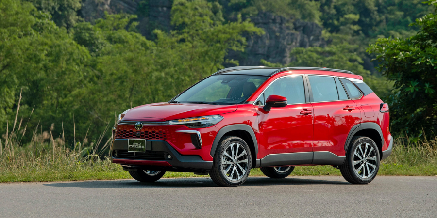 Toyota Corolla Cross – SUV hang C 820 – 905 trieu dong 1