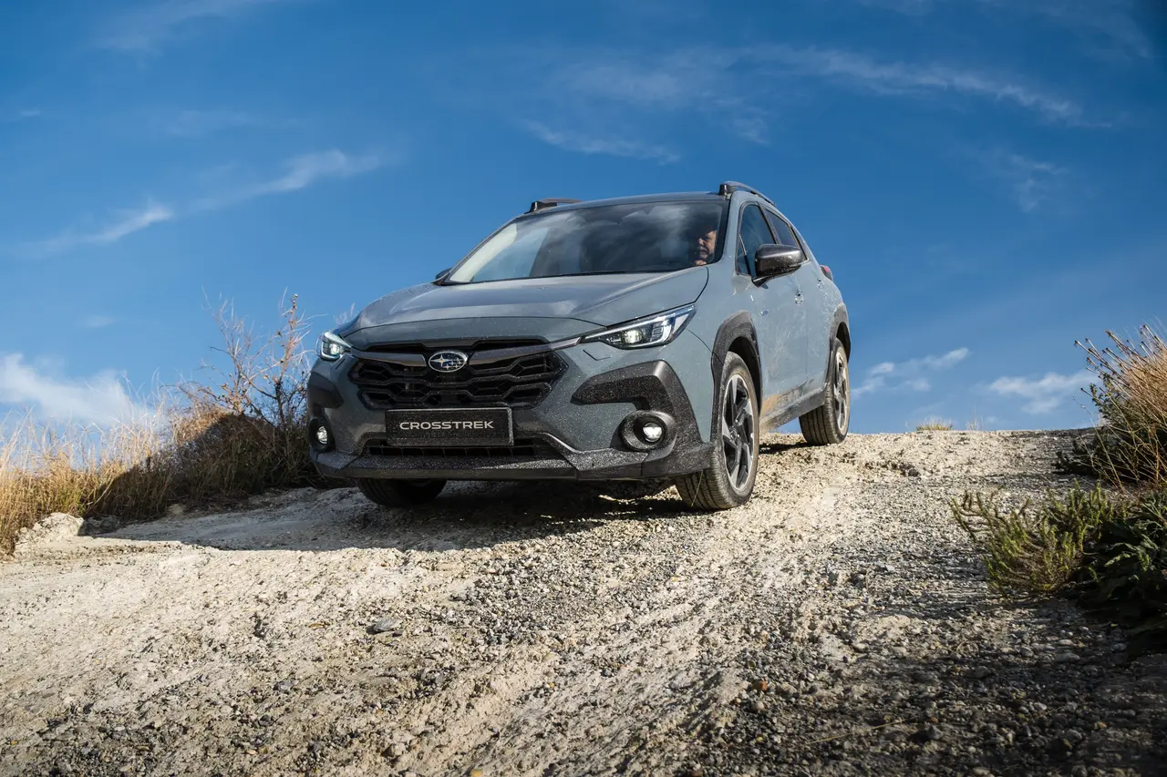 Subaru Crosstrek 2026 — hình 1