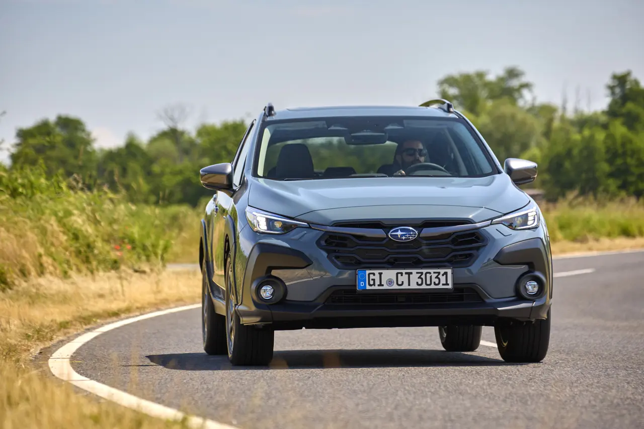 Subaru Crosstrek 2026 — hình 3