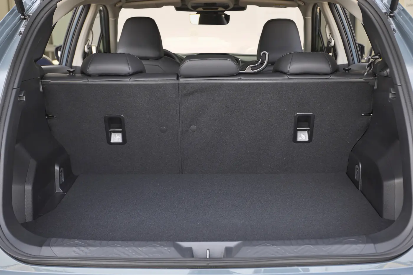 Nội thất Subaru Crosstrek — Khoang hành lý rộng rãi